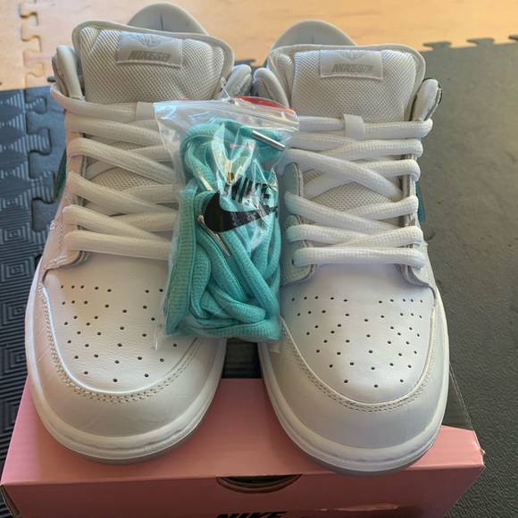 Nike Sb dunk low White Diamonds - Picture 6 of 8